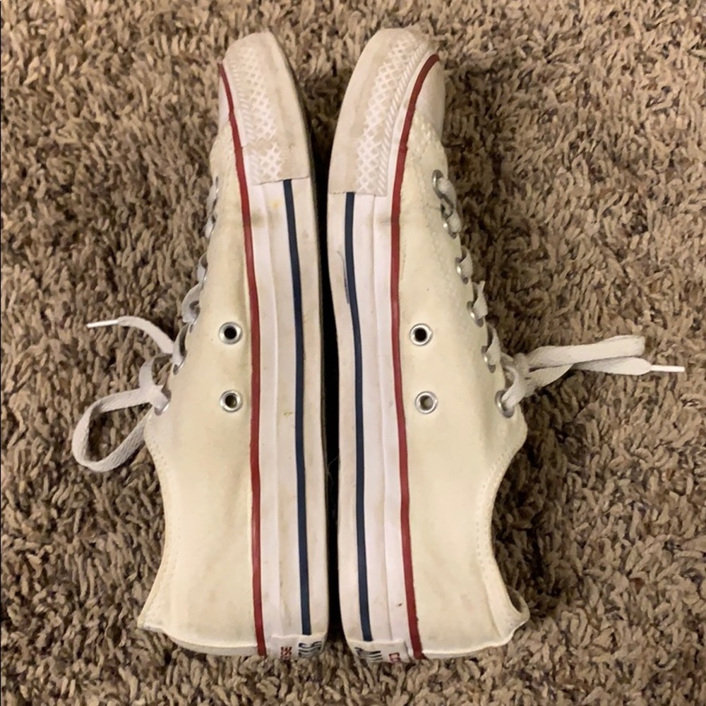 Women’s white converse size 7 - Picture 4 of 7